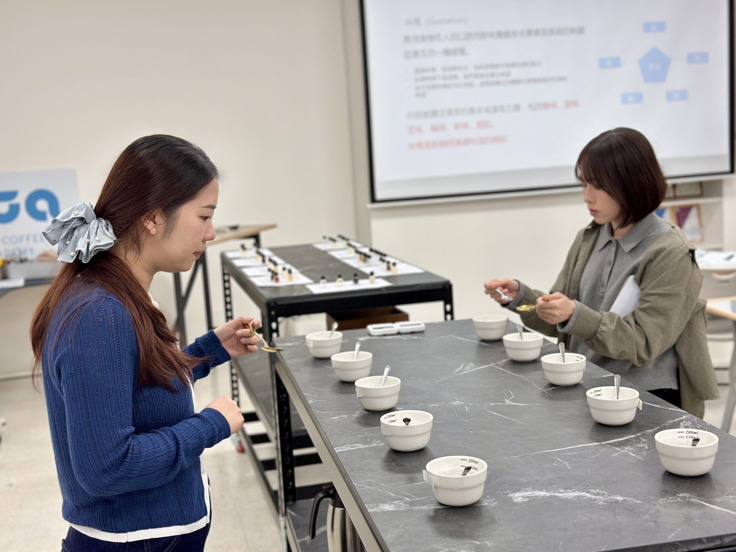 CCA專業咖啡教室與標準感官杯測設備